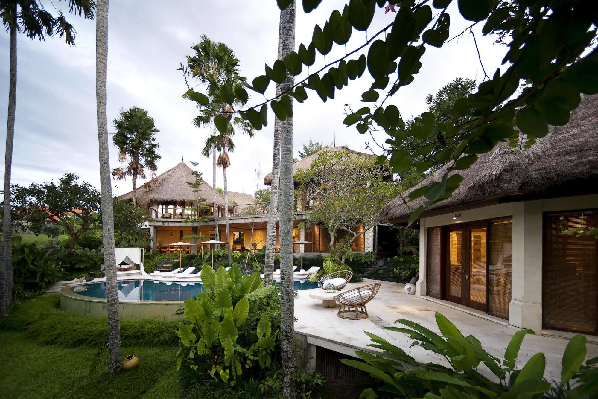 Planta Boutique Resort Canggu Exteriör bild